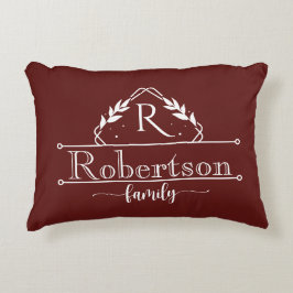 Cojín Decorativo Split Monogram Family Name Deep Burgundy Frame