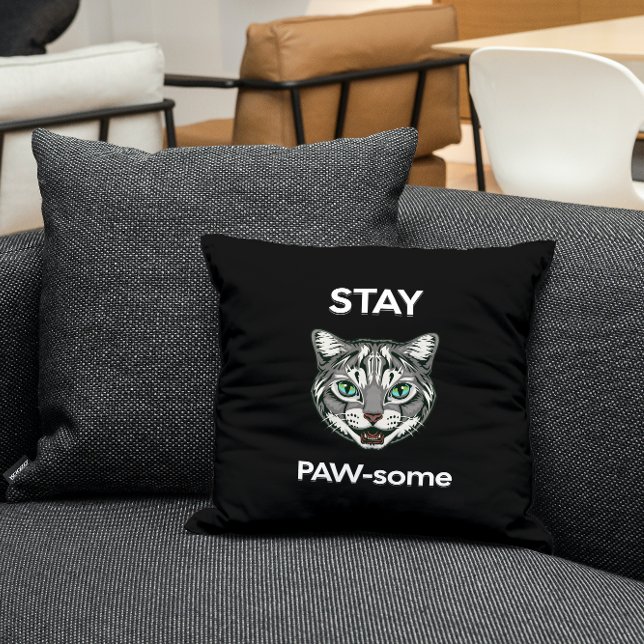 Cojín Decorativo Stay Pawsome pun gato negro (Subido por el creador)
