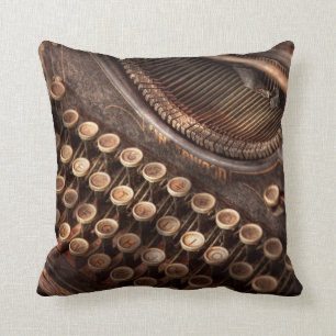 Cojín Decorativo Steampunk - máquina de escribir - tuckered tambi