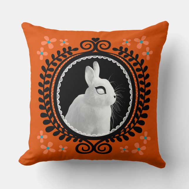 Cojín Decorativo Strange White Bunny: Orange, Teal, & Black  (Anverso)