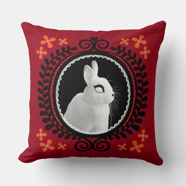 Cojín Decorativo Strange White Bunny: Red, Black, Teal, & Orange (Anverso)
