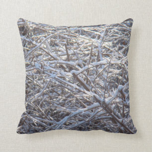 Cojín Decorativo Sucursales de hielo con nieve en invierno