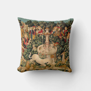 Cojín Decorativo Tapices de Unicornio Medieval Impreso: Met Cloiste