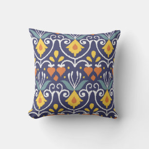 Cojín Decorativo Tela Ikat hecha a mano. Patrón étnico sin fisuras.