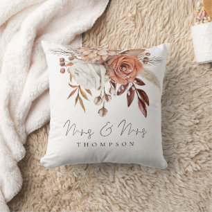 Cojín Decorativo Terracotta Florals Sra. Name Newlyweds