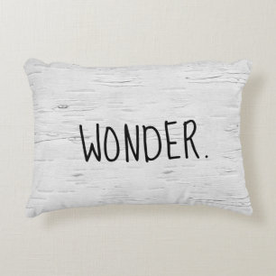Cojín Decorativo Texto WONDER Sobre El Pilar De Acento Del Árbol De