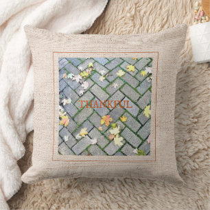 Cojín Decorativo THANKFUL Fall deja la acera de Burlap Photo Art