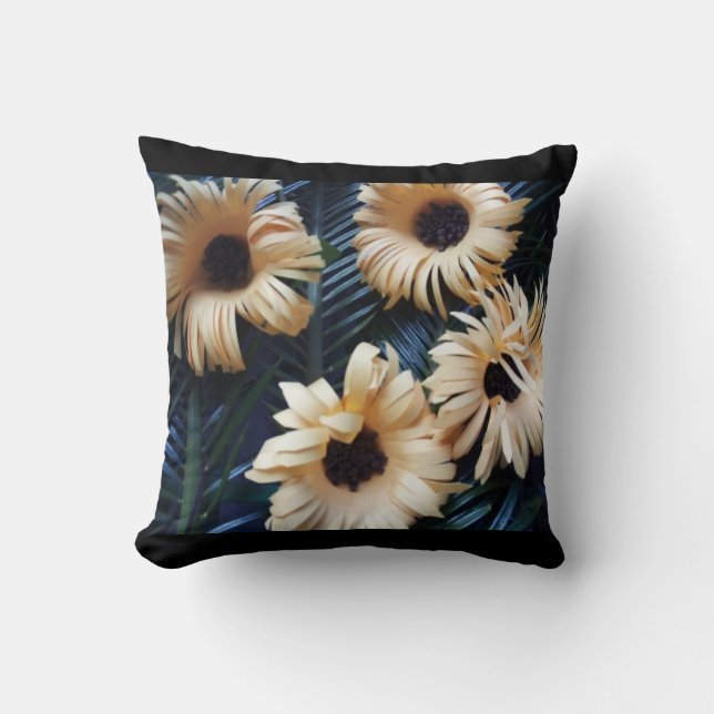 Cojín Decorativo Thrice Love Pillow (Anverso)