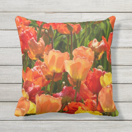 Cojín Decorativo throwpillow al aire libre de los tulipanes