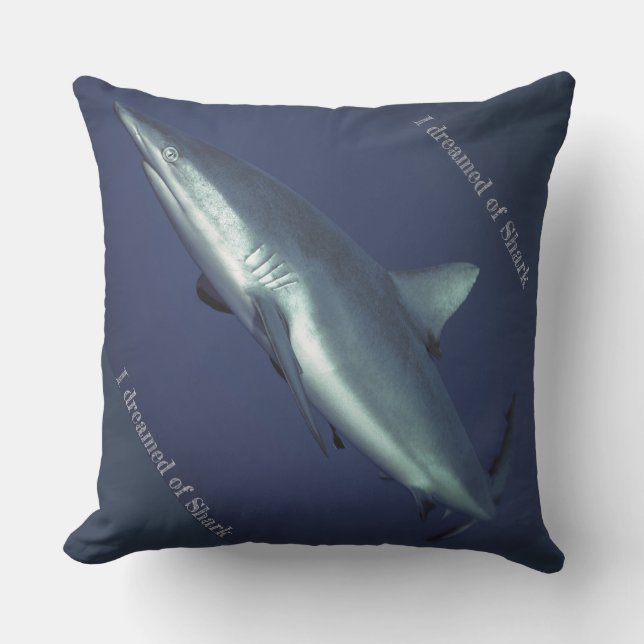 Cojín Decorativo Tiburón de arrecife gris (Anverso)