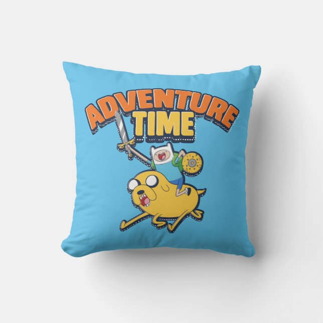 Cojín Decorativo Tiempo de aventura | Finn Riding Jake (Anverso)