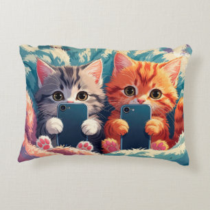 Cojín Decorativo Tiempo de Selfie – Gatitos Adorables con Teléfonos