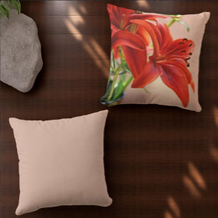 Cojín Decorativo Tiger Lily Close Up Photograph