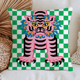Cojín Decorativo Tigre asiático estilizado sobre patrón cuadriculad