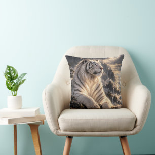 Cojín Decorativo Tigre Blanco en Montañas Nevadas – Majestuosa Vida