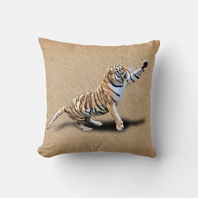 COJÍN DECORATIVO TIGRE ENOJADO (Anverso)