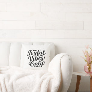 Cojín Decorativo Tipografía Vibraciones Alegres