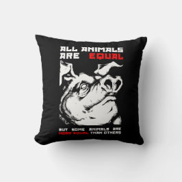 Cojín Decorativo Todos los animales son iguales 1