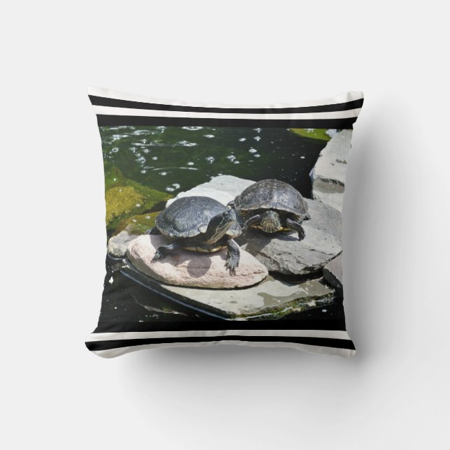 Cojín Decorativo Tortugas gemelas - (Anverso)
