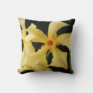 Cojín Decorativo Tpcn de flor jazmín