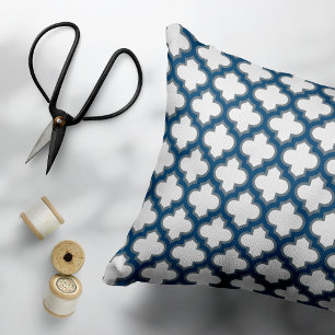 Cojín Decorativo Trellis azul blanco y naval, Entramado, Quatrefoil