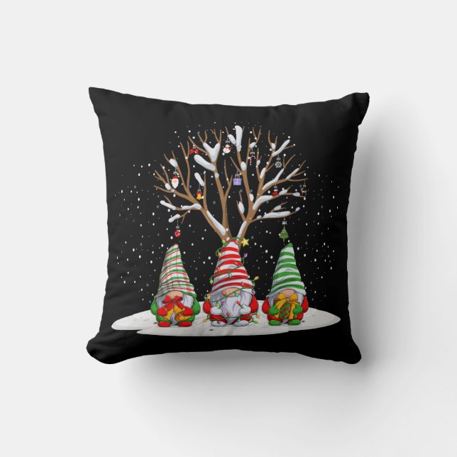 Cojín Decorativo Tres gnomos nórdicos y su árbol de Navidad (Anverso)