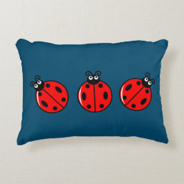 Cojín Decorativo Tres Pequeños Ladybugs - Poliéster cepillado