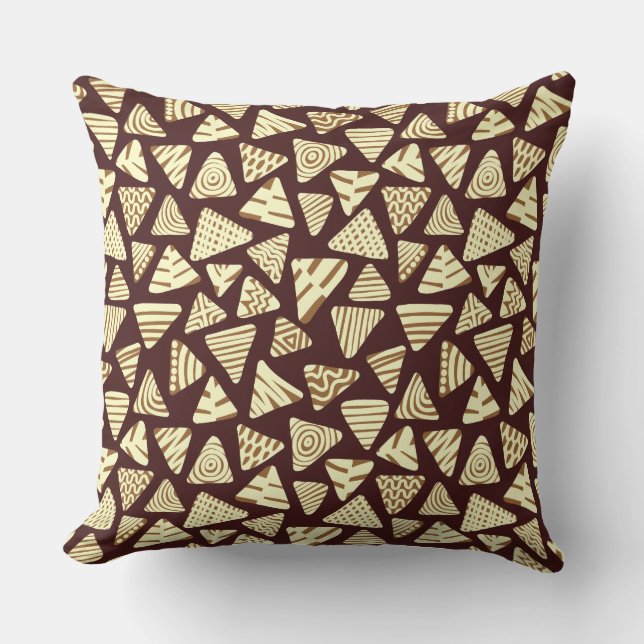Cojín Decorativo Triángulos 240121 - Tonos de Chocolate (Anverso)