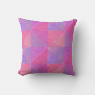 Cojín Decorativo Triángulos de Acuarela Rosados y Lavanda Brillante