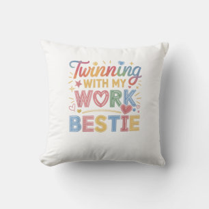 Cojín Decorativo Trucos con mi Bestie de Trabajo
