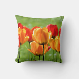 Cojín Decorativo Tulipanes amarillos y rojos