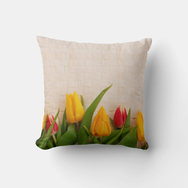 Cojín Decorativo Tulipanes de la primavera (Anverso)