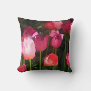 Cojín Decorativo Tulipanes rosados en el jardín