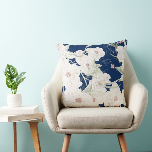 Cojín Decorativo Twilight Bloom I - Colección Floral (Silla)
