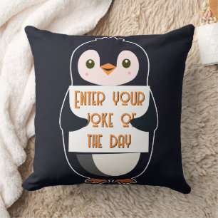Cojín Decorativo Un pingüino sosteniendo un cartel con texto person