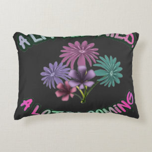 Cojín Decorativo Un Poco Salvaje Mucho Estético Floral en Floración