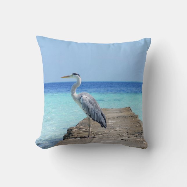 Cojín Decorativo Una garza oceánica solitaria (Anverso)