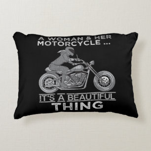 Cojín Decorativo Una Mujer Y Su Regalo De Motocicletas Para Los Bik