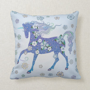 Cojín Decorativo Unicornio azul claro en flores
