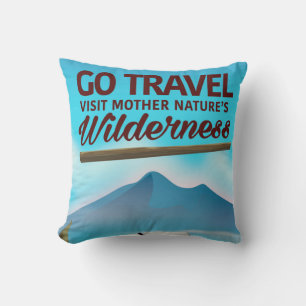Cojín Decorativo Vaya de viaje, visite la naturaleza salvaje de la