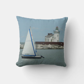 Cojín Decorativo Velera de verano dulce Cleveland OH Pillow