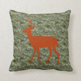 Cojín Decorativo Venado Cruzando La Silueta En Camo
