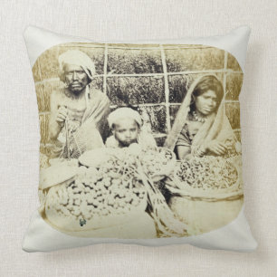 Cojín Decorativo Vendedores hindúes de la verdura y de la fruta en