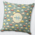 Cojín Decorativo Verde sabio personalizado del coche<br><div class="desc">Patrón retro lindo en un fondo verde sabio. Arte original de Nic Squirrell. Cambie el nombre y la inicial del monograma a personalizar.</div>