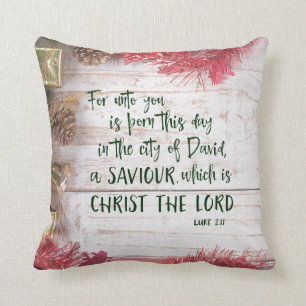 Cojín Decorativo Verso de la biblia de los Navidades rusos de KJV