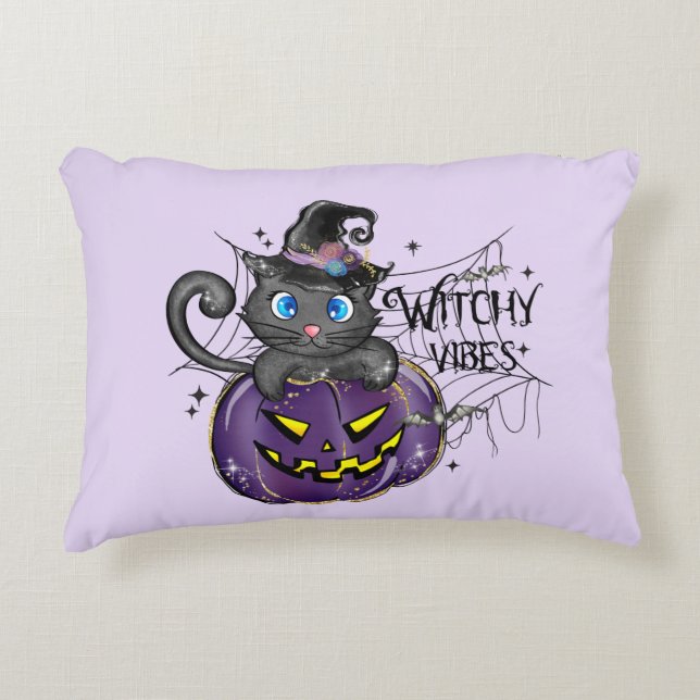 Cojín Decorativo Vibes de cocina - Gato negro sobre un Jack-O-Lante (Anverso)