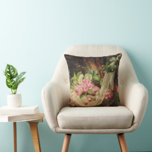 Cojín Decorativo Vida fija con Rosas en un piso forestal - Lach A.