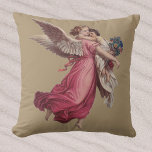 Cojín Decorativo Vintage Christmas, Victorian Guardian Angel<br><div class="desc">Ilustracion vintage, religioso. Imagen de feriado navideño con un ángel sosteniendo a un chica; se corta la vida victoriana. Este bonito diseño angélico tiene un ángel con grandes alas que sostiene un ramo de flores rosadas y una niña con un vestido blanco que fluye. El recuerdo de un diseño clásico...</div>