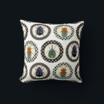 Cojín Decorativo Vintage Insects Colorful Beetles Science<br><div class="desc">Diversos escarabajos vintage coloridos en el círculo de los puntos polka con fondo blanco. Para el entomólogo o el amante inusual de la vida salvaje.</div>