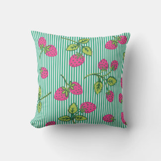 Cojín Decorativo Vintage strawberry throw pillow 